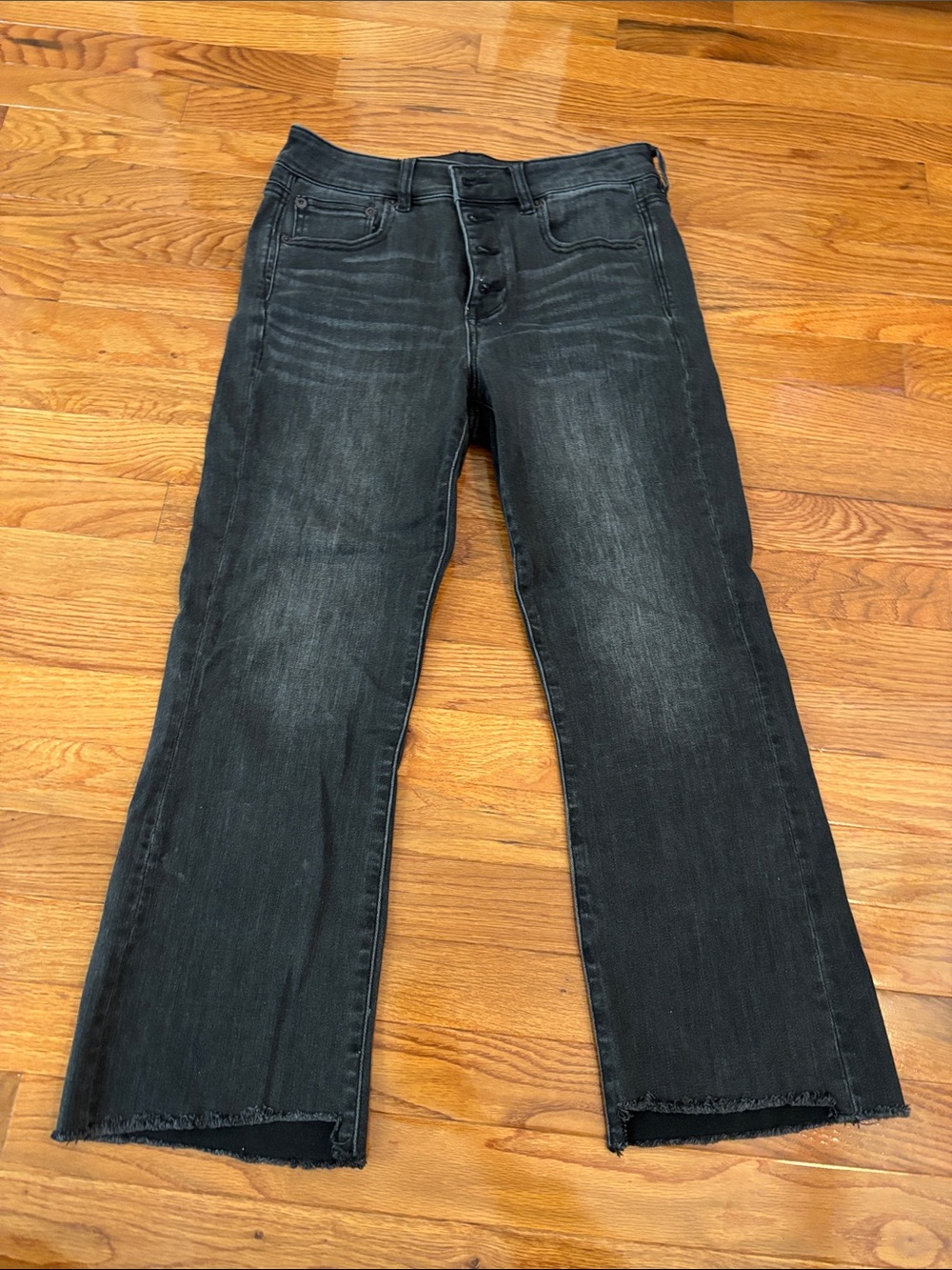 AE Women's Black hi-rise cropped flare